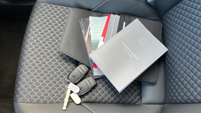 Mazda 2 Hybrid 1.5i Hybrid Homura Plus 5dr CVT Hybrid Hatchback